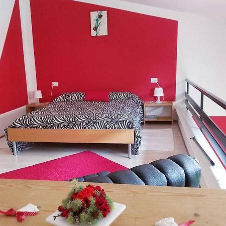 Honeycomb - Casa Vacanze Varese Exterior foto